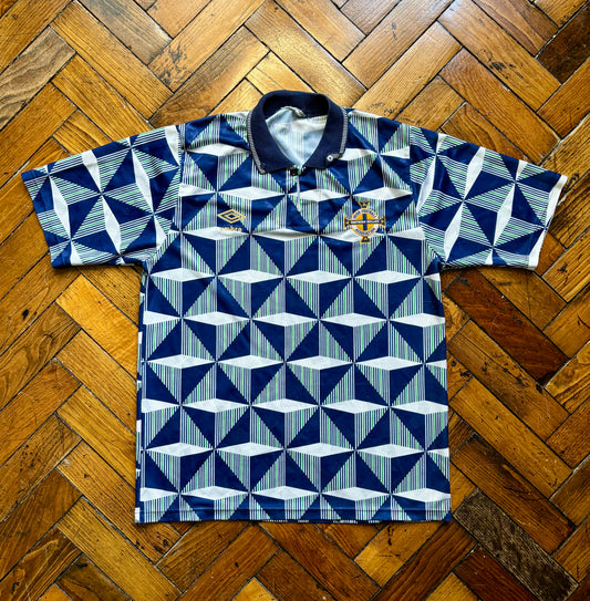 90/92 Northern Ireland [AWAY] (M)