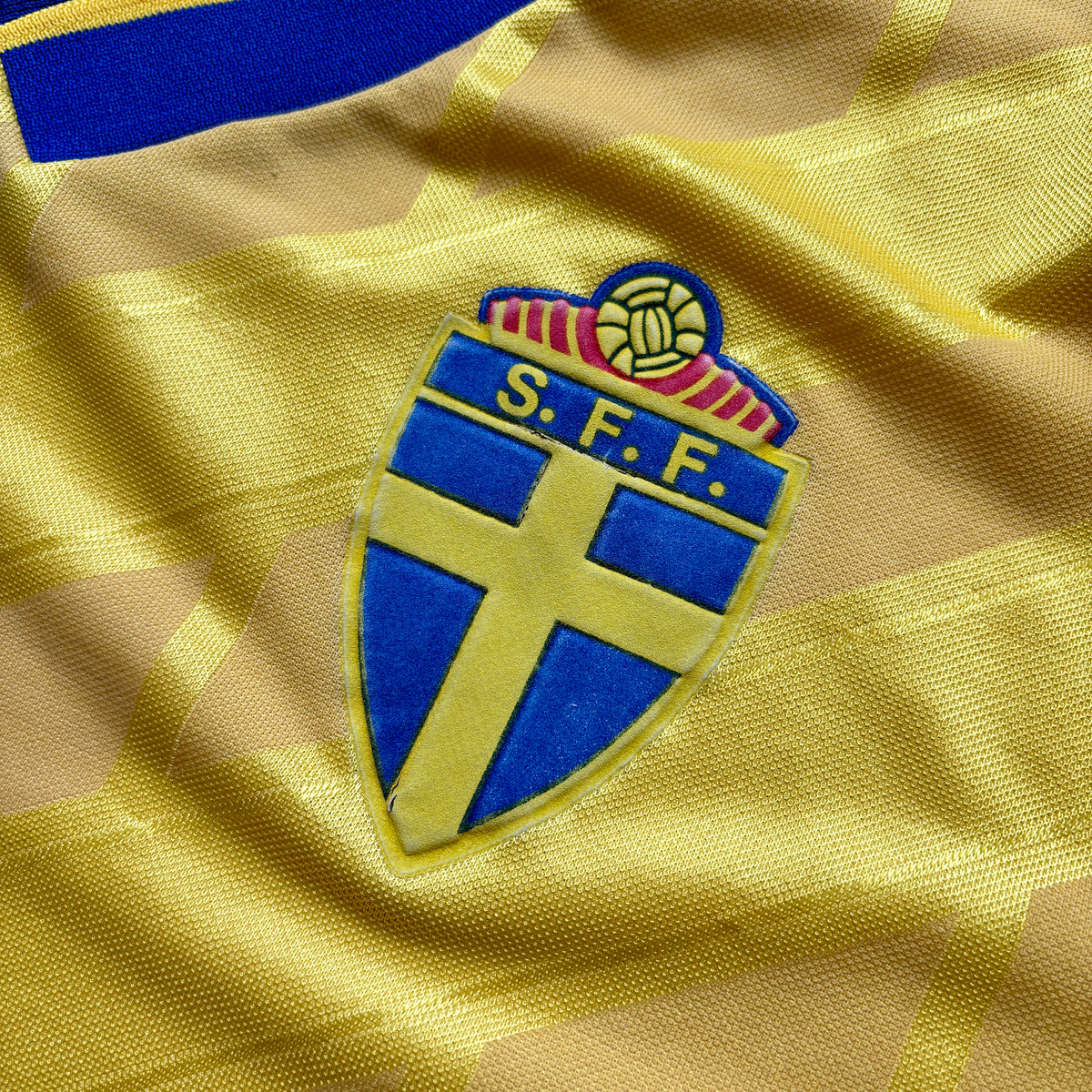 Sweden [HOME] 1990 (L)