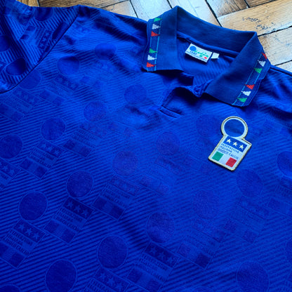 Italy [HOME] 93/94 (M) #10 *PLAYER ISSUE*