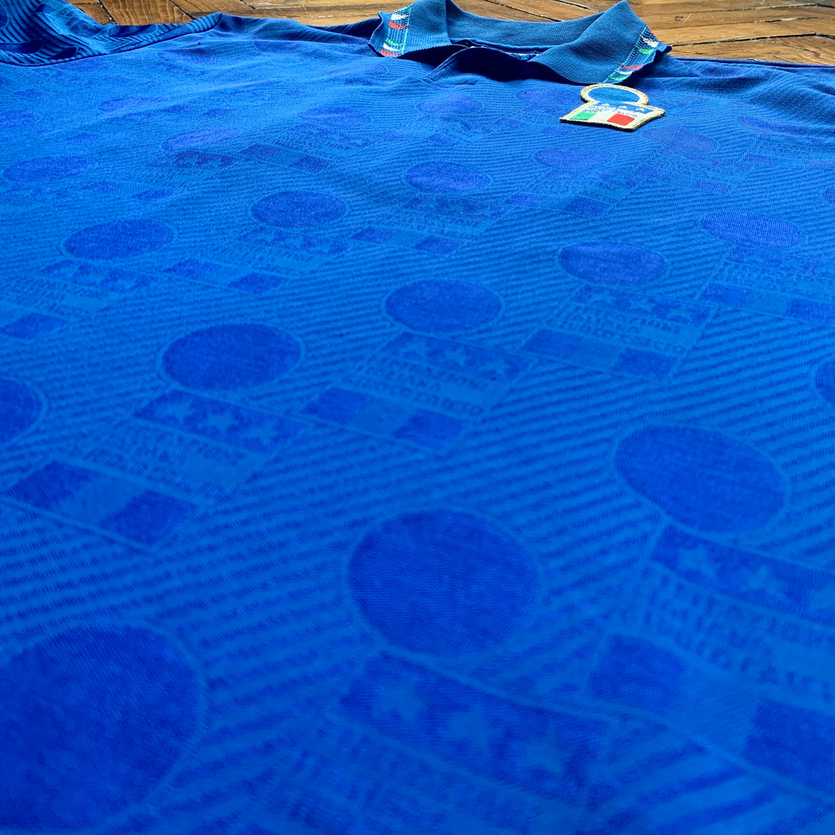 Italy [HOME] 93/94 (M) #10 *PLAYER ISSUE*