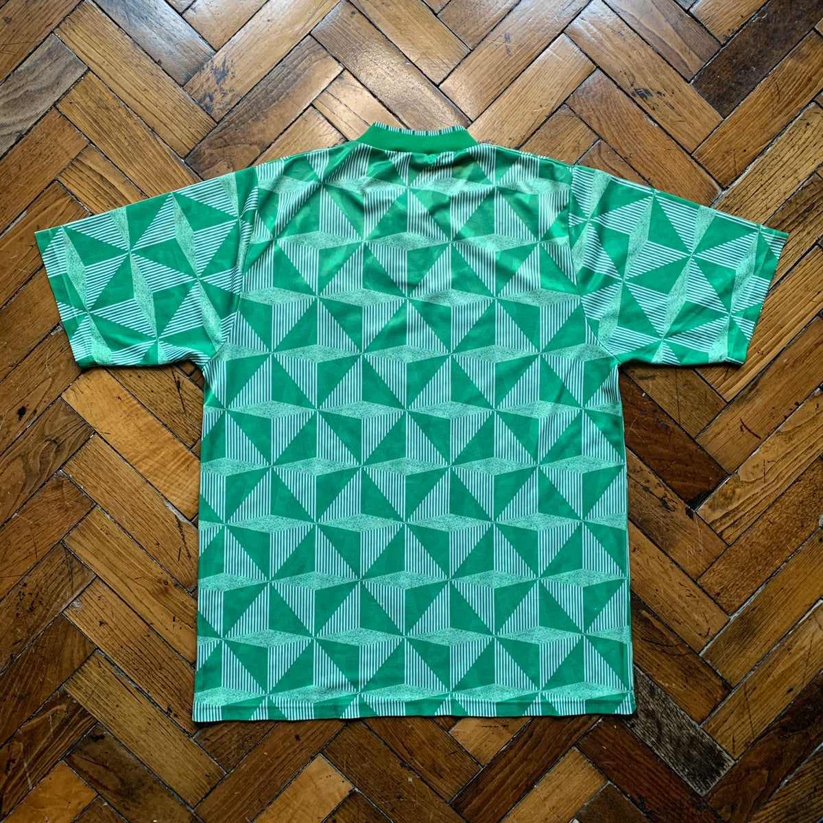Northern Ireland [HOME] 90/92 (L)