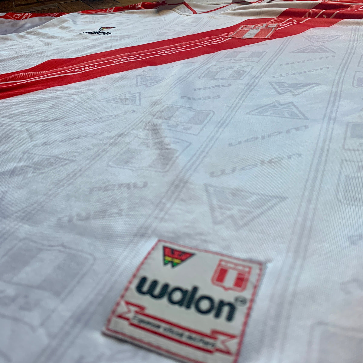 Peru [HOME] 00/02 (XL)