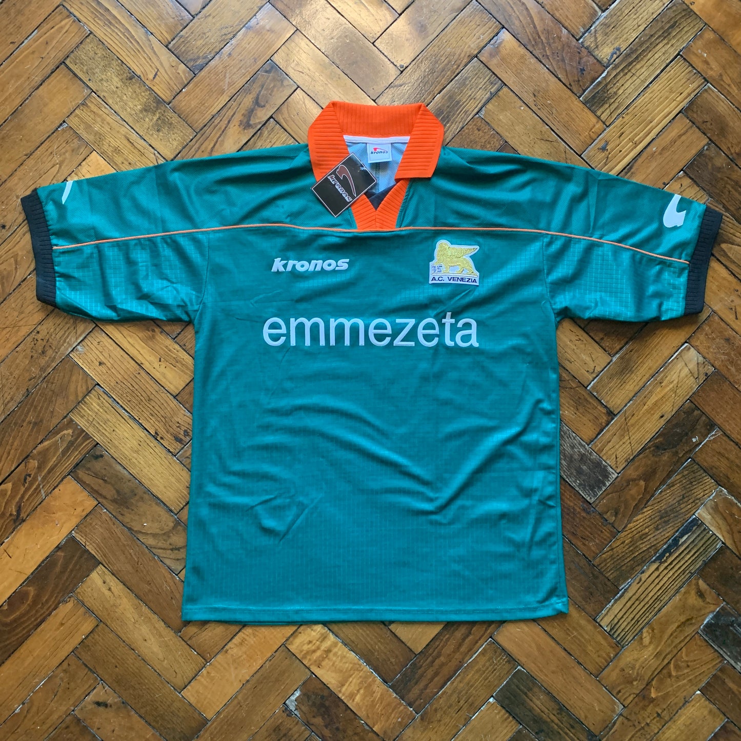 Venezia [THIRD] 98/00 (L) *BNWT*